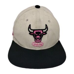 Mitchell & Ness Chicago Bulls Fitted 7 1/8 HWC NBA Finals 1998